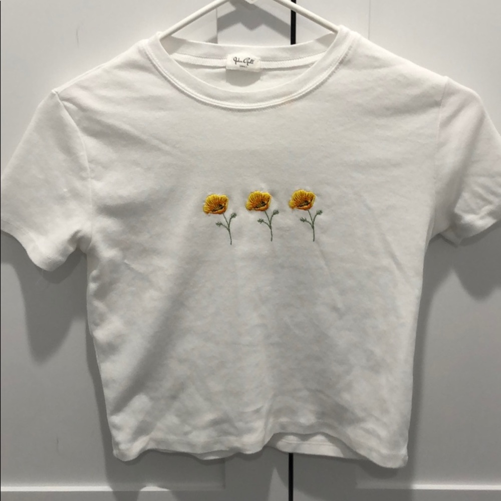 Brandy Melville Flower Tee